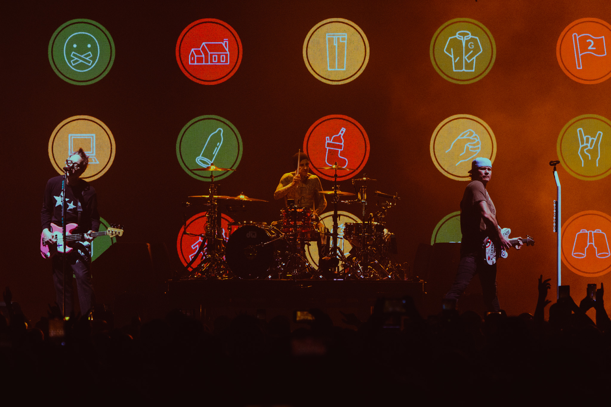The Blink 182 Bank: Where Pop Punk Meets Millionaire Status  : Financial Reports Complete Profile (2026)