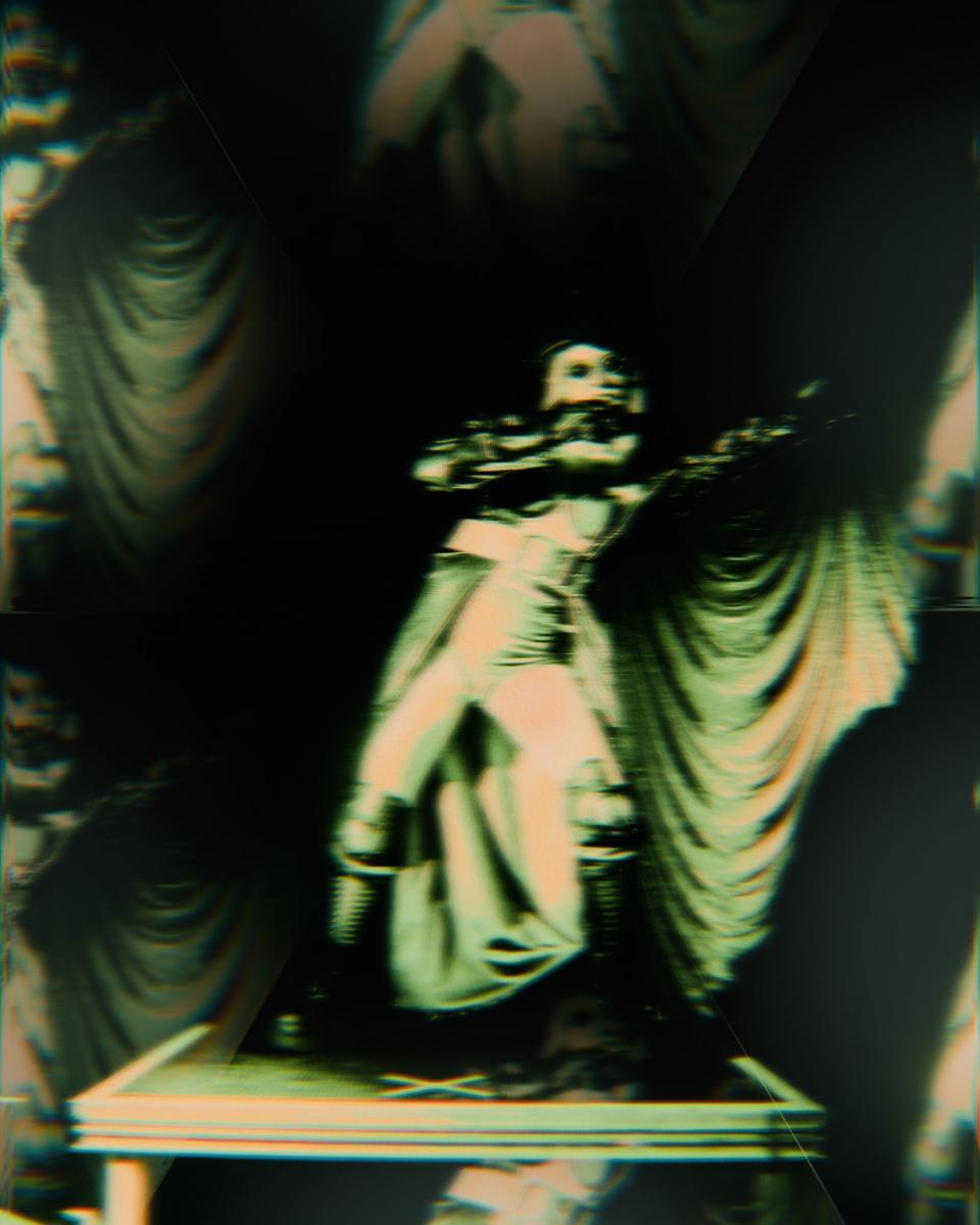 Dorian Electra (@dorianelectra) • Instagram-foto's en -video's