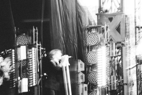 CAGE-THE-ELEPHANT-DSCF1093