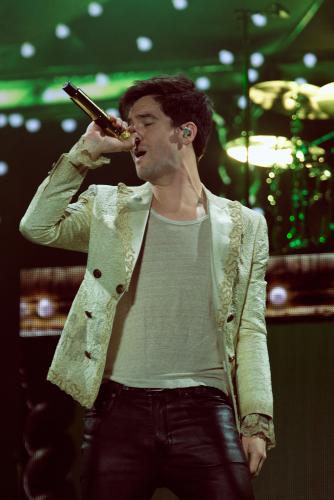 Panic-At-The-Disco-27