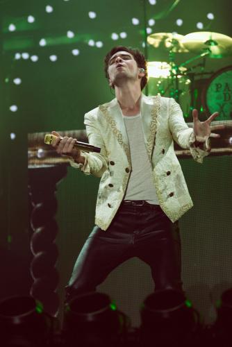 Panic-At-The-Disco-30